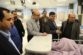 حضور استاندار و رئیس دانشگاه علوم پزشکی شهرکرد در خط مقدم خدمت‌رسانی؛ بازدید از بخش اورژانس بیمارستان هاجر (س)
